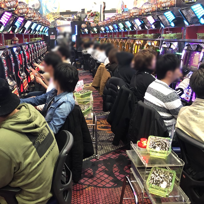 並び400人！AT/ART機では平均差枚数+1000枚オーバーが5機種！！A